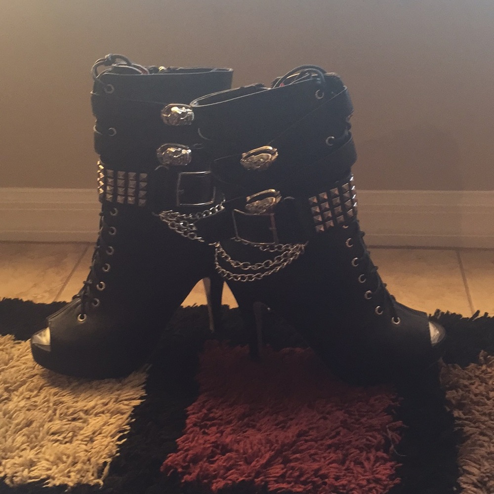 Abbey Dawn, open toe, mid calf leather boot.